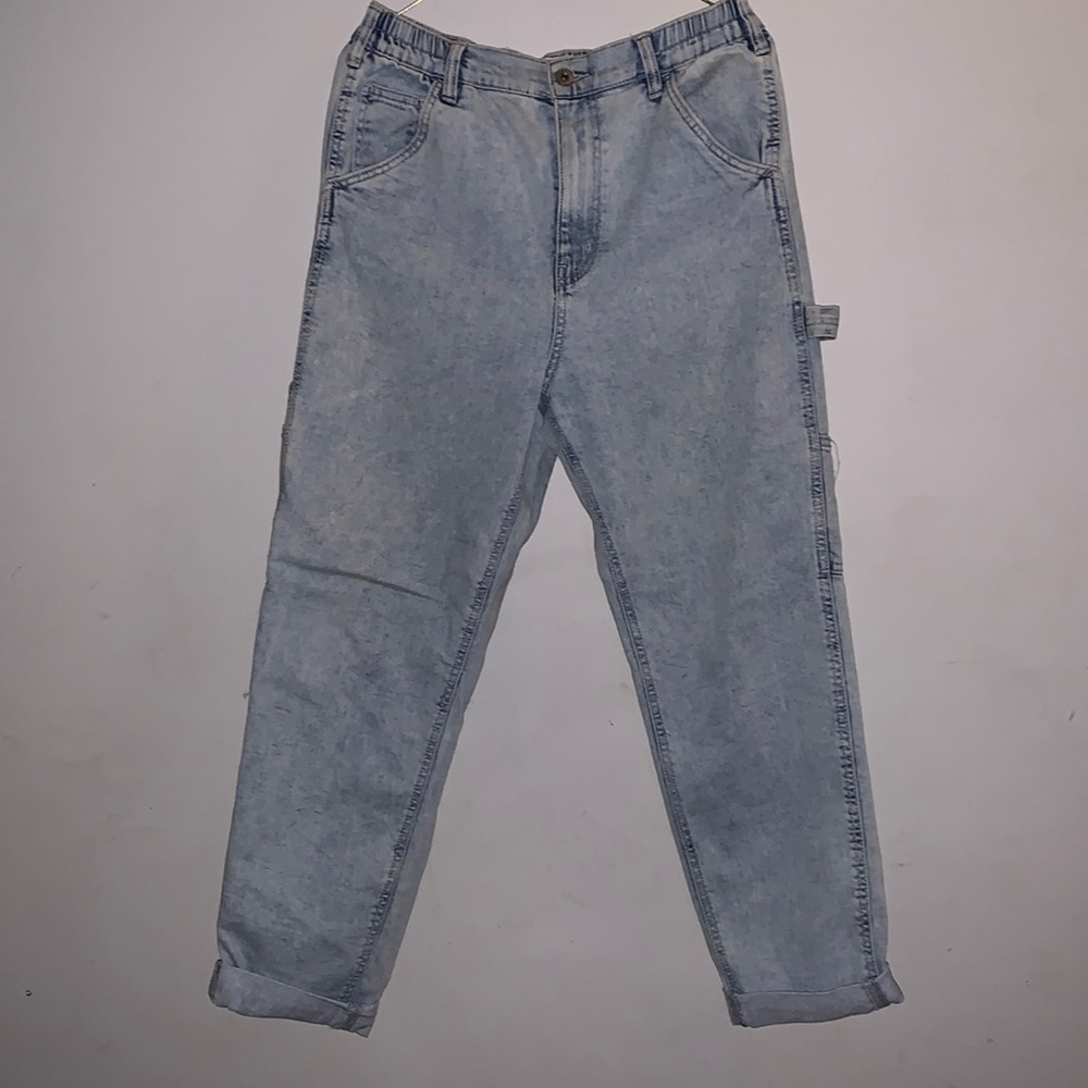 Carpenter mom jeans